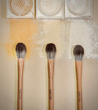 Load image into Gallery viewer, BEAUTY BADDIE BUNDLE: 5-piece set + makeup class
